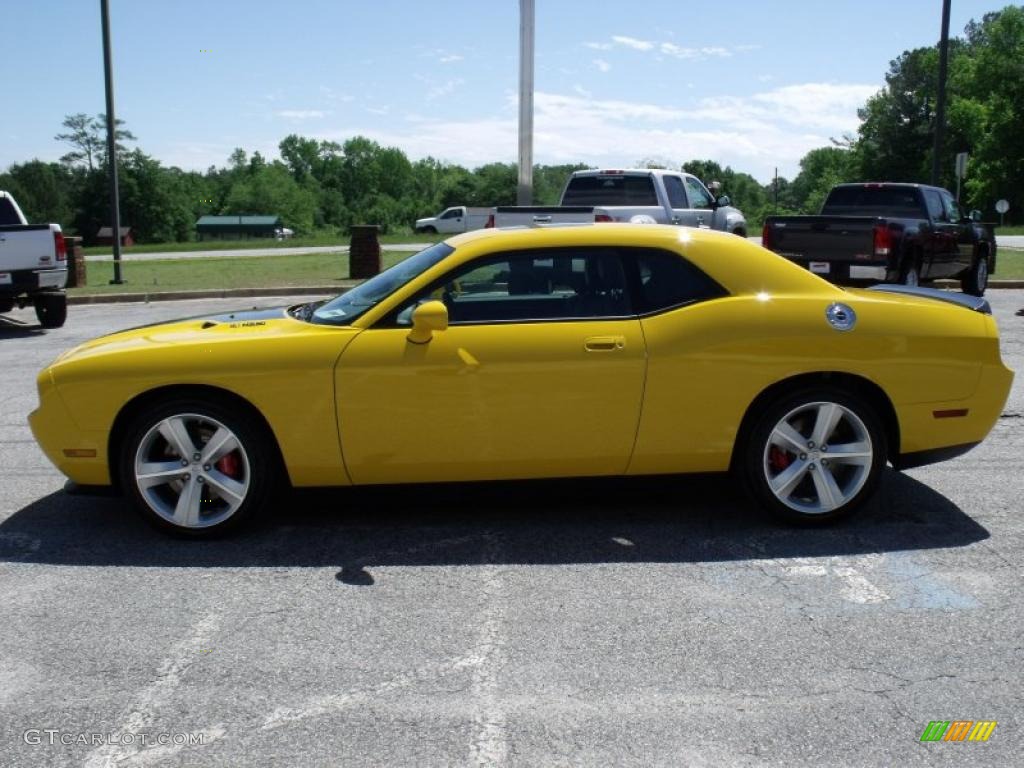 2010 Challenger SRT8 - Detonator Yellow / Dark Slate Gray photo #5