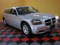 2005 Bright Silver Metallic Dodge Magnum SE  photo #1