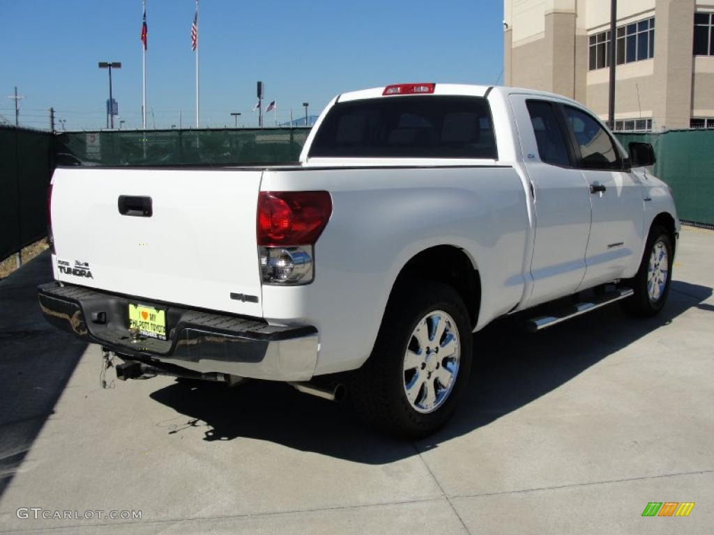 2007 Tundra SR5 Double Cab - Super White / Beige photo #3