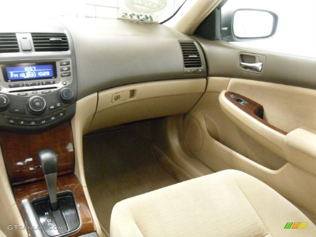 2007 Accord EX Sedan - Carbon Bronze Pearl / Ivory photo #17