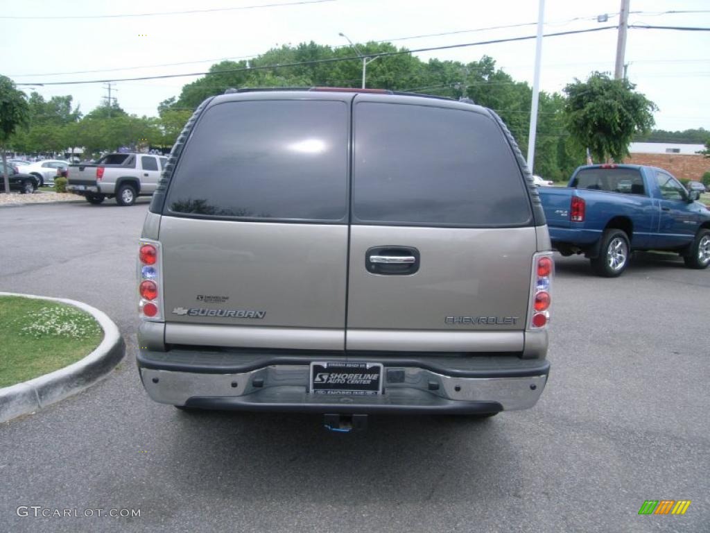 2003 Suburban 1500 LS - Light Pewter Metallic / Gray/Dark Charcoal photo #4