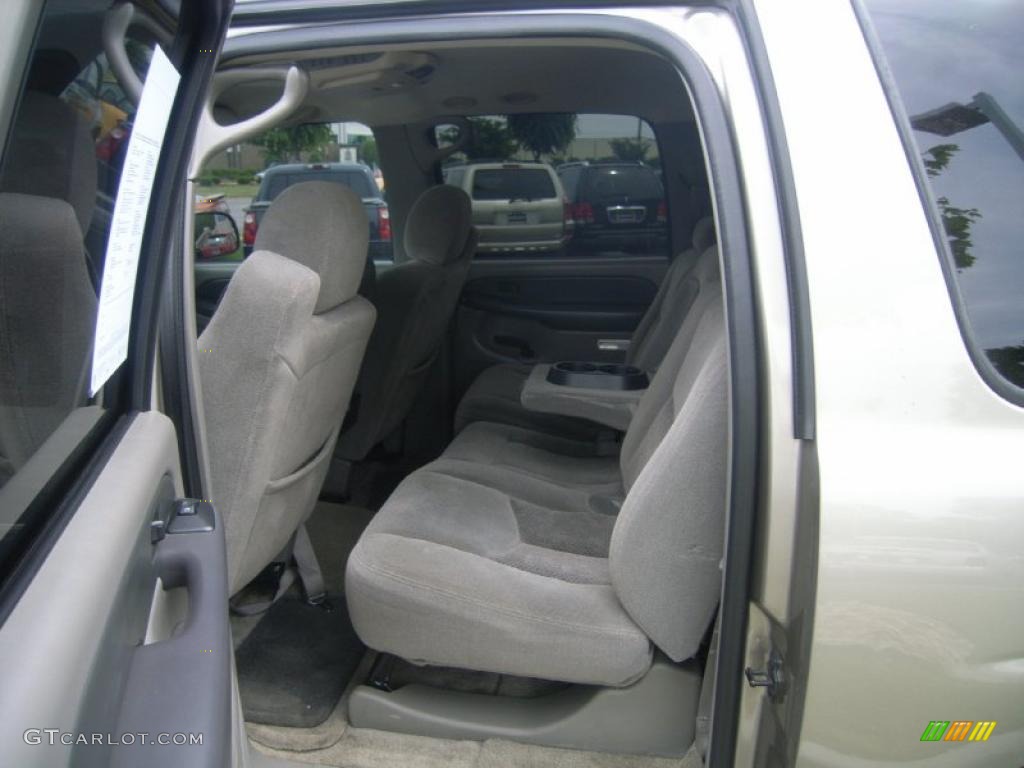 2003 Suburban 1500 LS - Light Pewter Metallic / Gray/Dark Charcoal photo #9