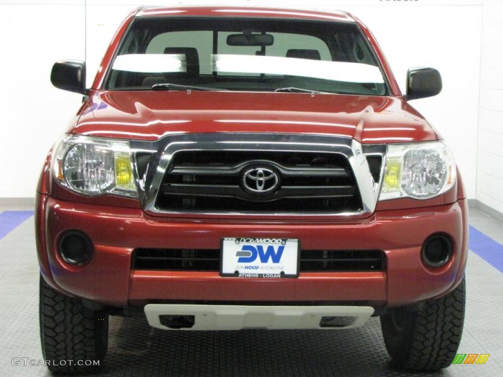 2006 Tacoma Access Cab 4x4 - Radiant Red / Graphite Gray photo #7