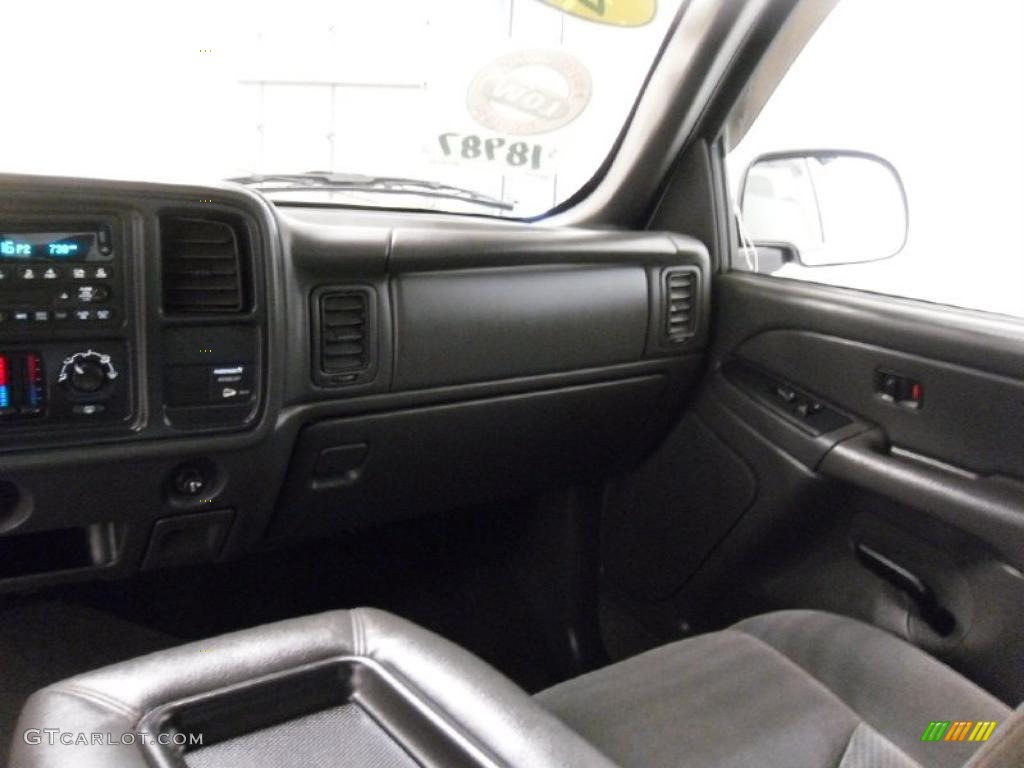 2004 Silverado 1500 Z71 Extended Cab 4x4 - Summit White / Dark Charcoal photo #15