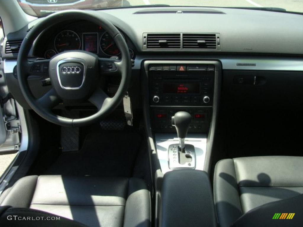 2008 A4 2.0T quattro Sedan - Light Silver Metallic / Black photo #9