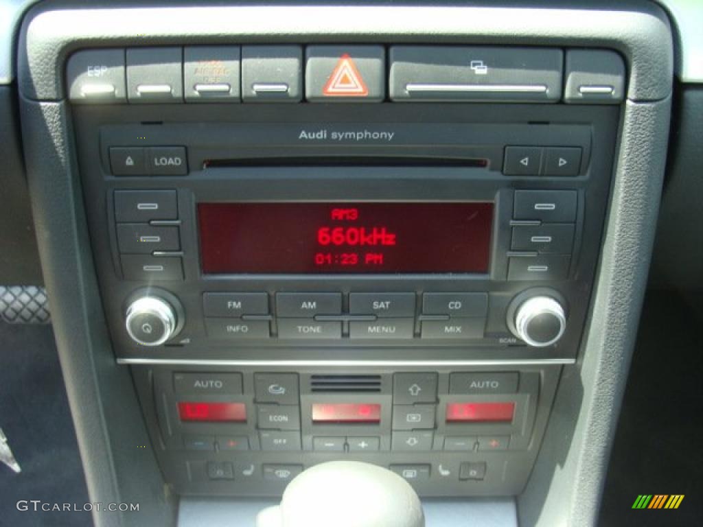2008 A4 2.0T quattro Sedan - Light Silver Metallic / Black photo #11