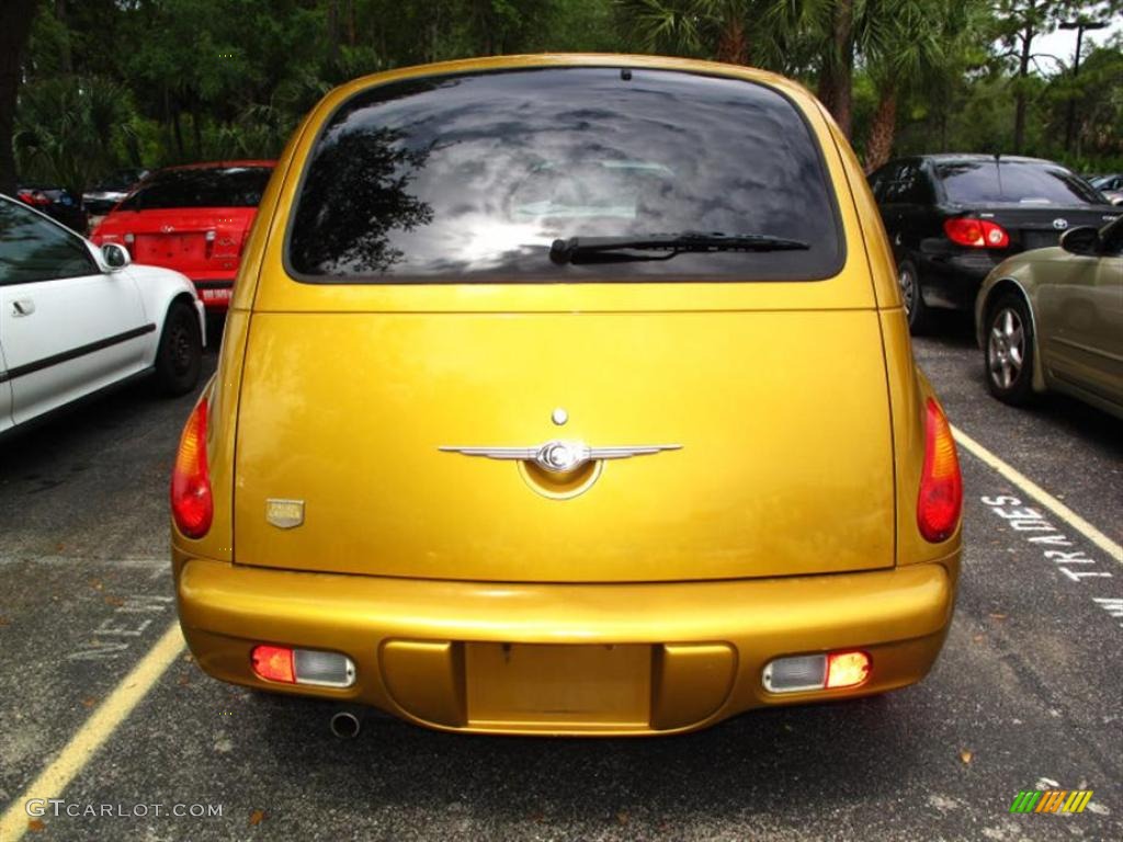 2002 PT Cruiser Dream Cruiser Series 1 - Inca Gold Pearlcoat / Taupe photo #3