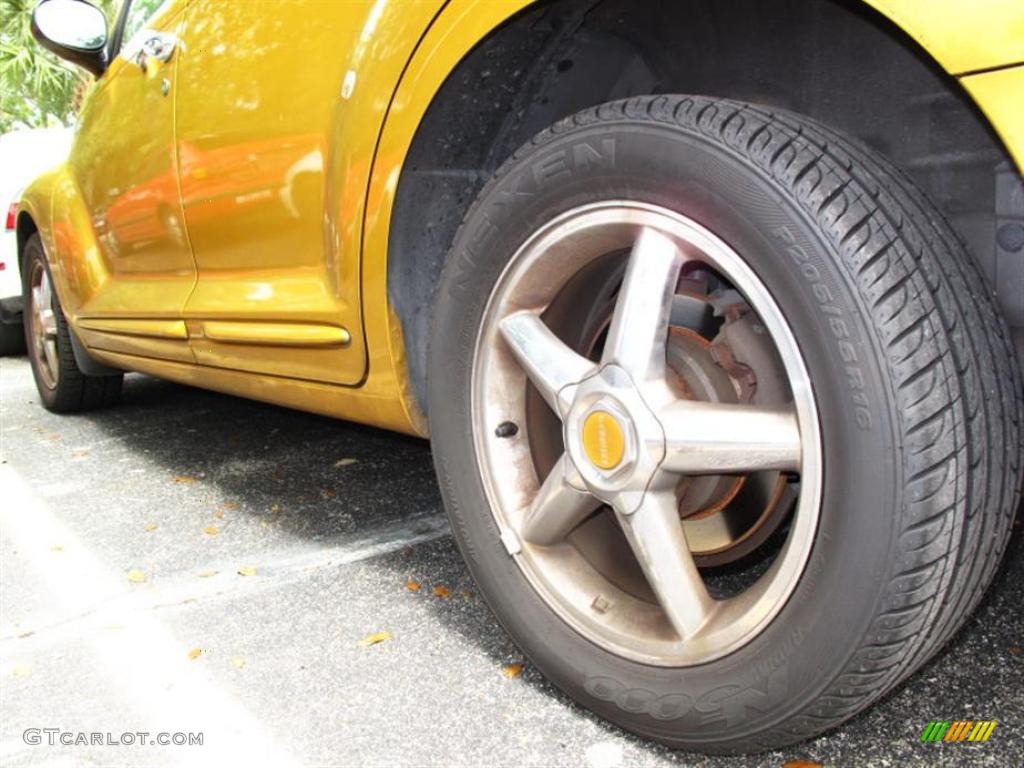 2002 PT Cruiser Dream Cruiser Series 1 - Inca Gold Pearlcoat / Taupe photo #4