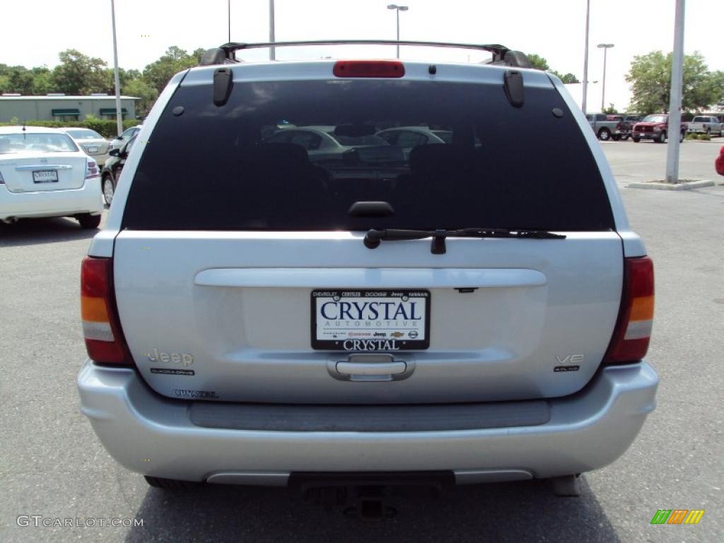 2004 Grand Cherokee Overland 4x4 - Bright Silver Metallic / Dark Slate Gray photo #8