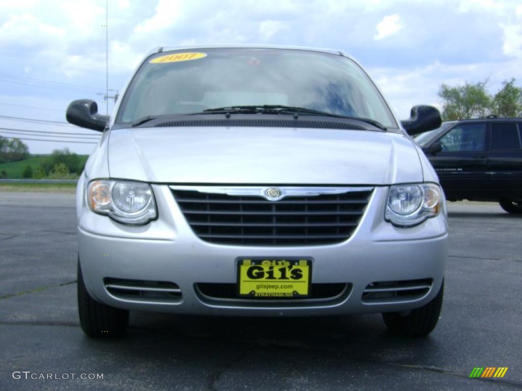 2007 Town & Country LX - Bright Silver Metallic / Medium Slate Gray photo #2