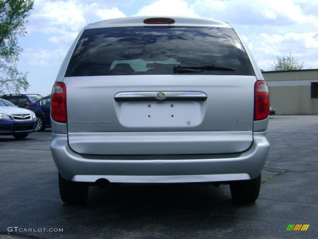 2007 Town & Country LX - Bright Silver Metallic / Medium Slate Gray photo #6