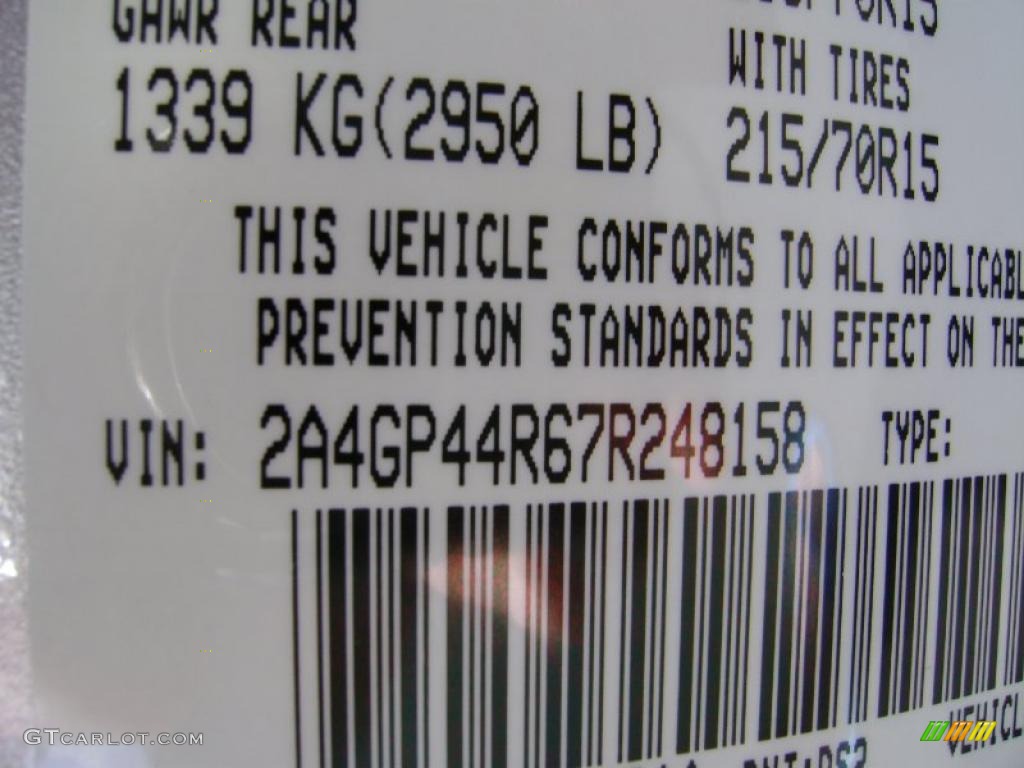 2007 Town & Country LX - Bright Silver Metallic / Medium Slate Gray photo #14
