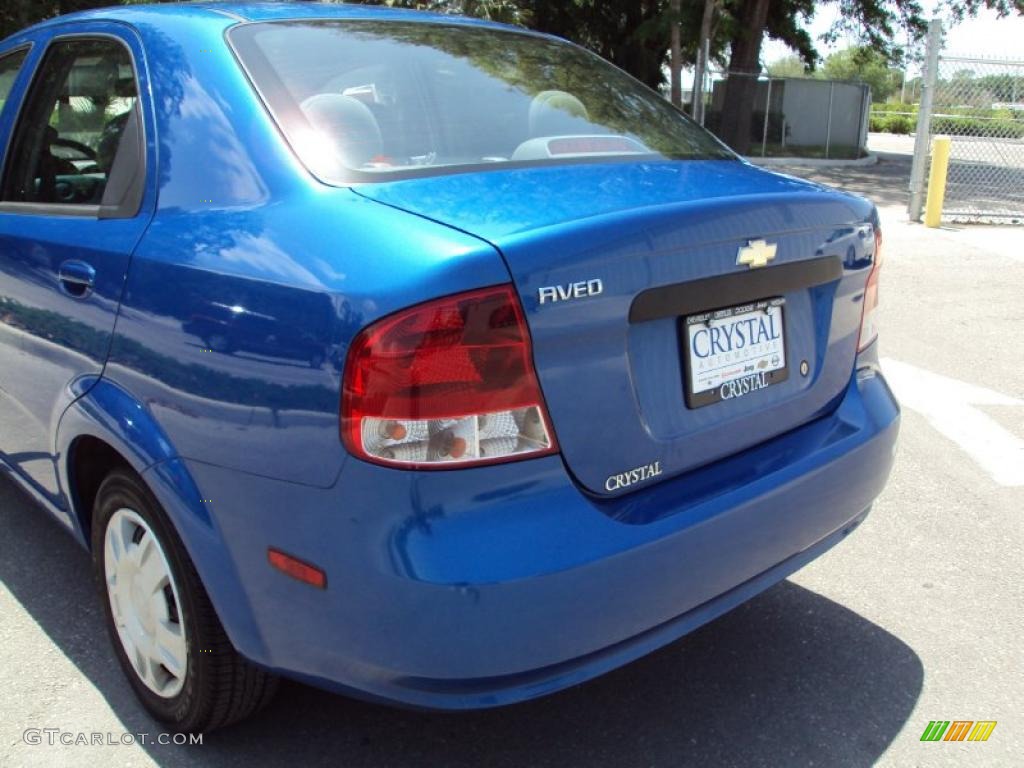 2004 Aveo Sedan - Bright Blue Metallic / Gray photo #7