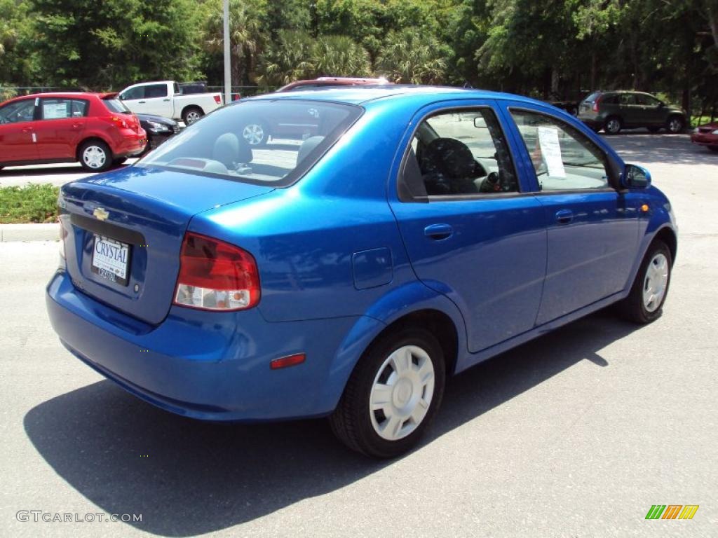 2004 Aveo Sedan - Bright Blue Metallic / Gray photo #8