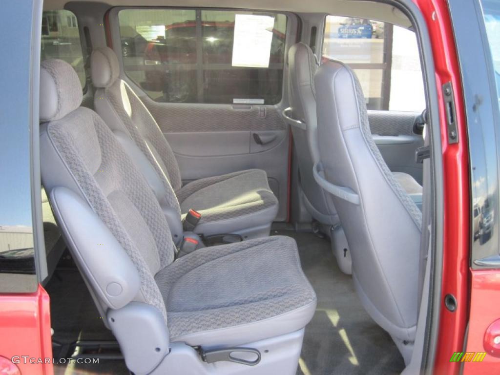 2000 Caravan Sport - Deep Cranberry Pearl / Mist Grey photo #7