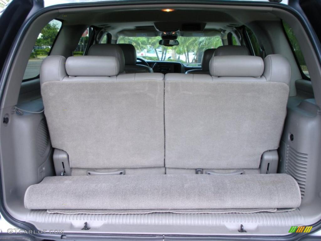 2004 Tahoe LT - Summit White / Gray/Dark Charcoal photo #27