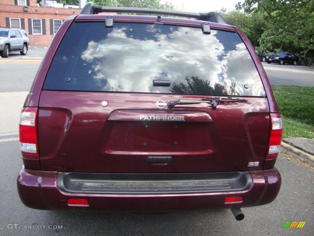 2003 Pathfinder SE 4x4 - Merlot Red Pearl / Charcoal photo #5