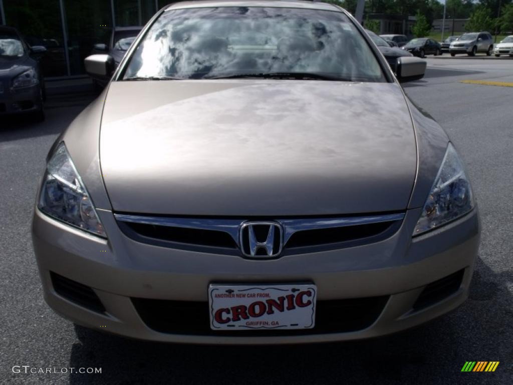 2006 Accord EX-L V6 Sedan - Desert Mist Metallic / Ivory photo #8