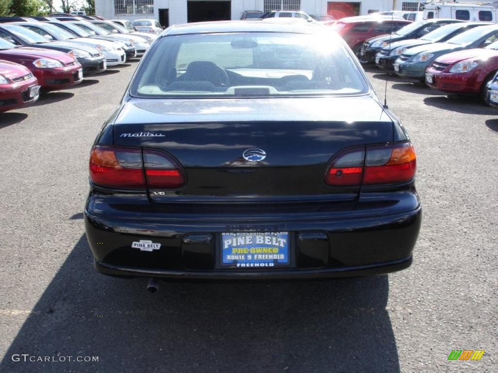 2002 Malibu Sedan - Black / Neutral photo #5