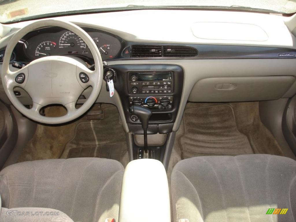 2002 Malibu Sedan - Black / Neutral photo #12