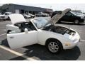 White - MX-5 Miata Roadster Photo No. 39