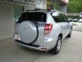 Classic Silver Metallic - RAV4 4WD Photo No. 2