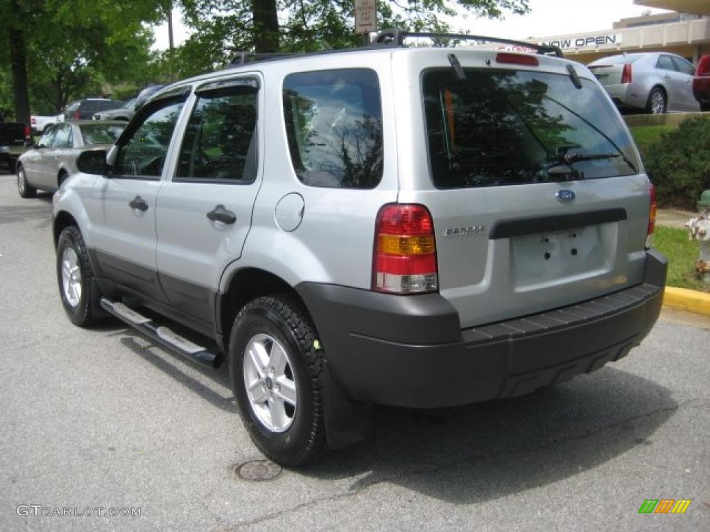 2006 Escape XLS - Silver Metallic / Medium/Dark Flint photo #2