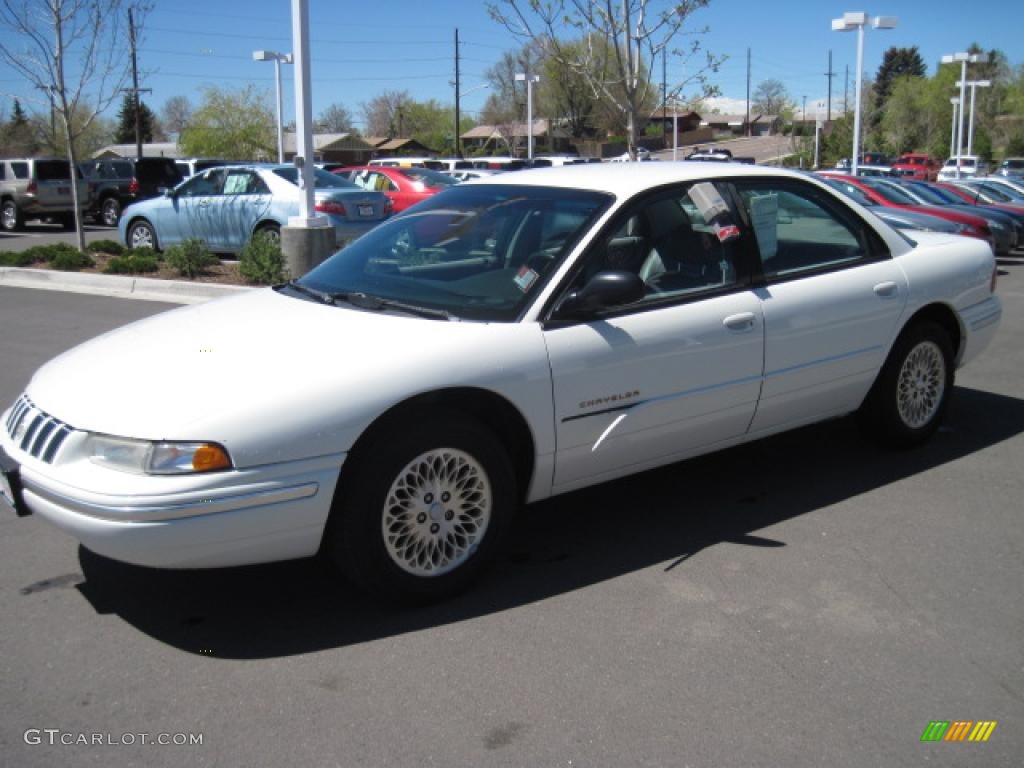 1996 Concorde LX - Bright White / Dark Gray photo #5