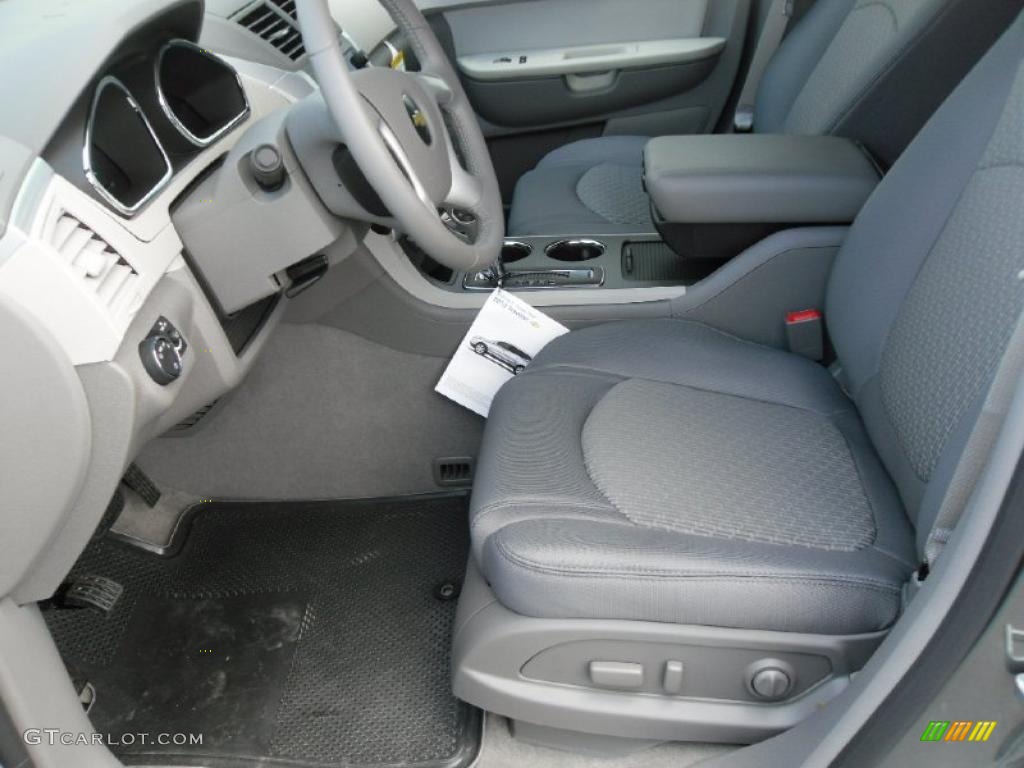 2010 Traverse LT - Cyber Gray Metallic / Dark Gray/Light Gray photo #8