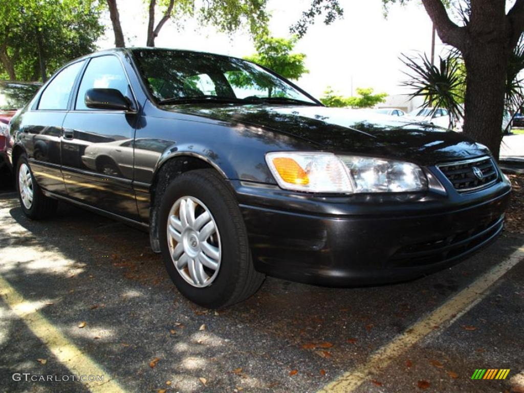 2001 Camry LE - Black / Gray photo #1