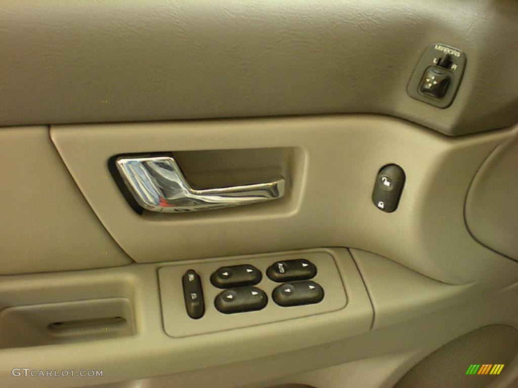 2000 Sable LS Premium Sedan - Silver Frost Metallic / Medium Graphite photo #11