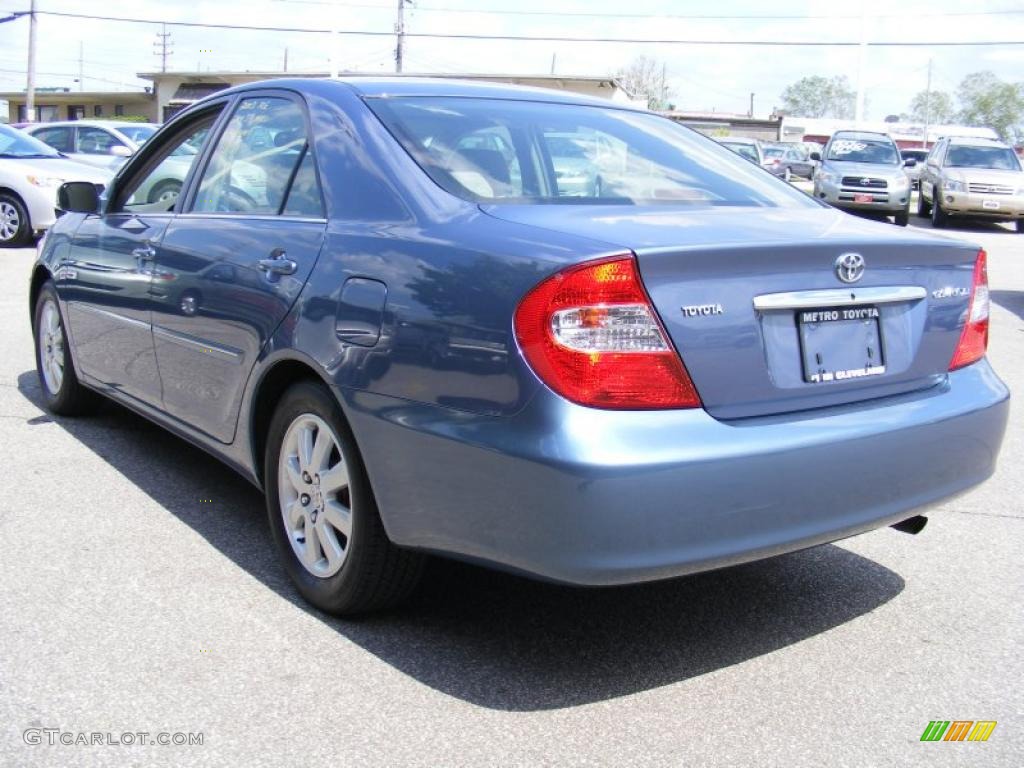 2003 Camry XLE - Catalina Blue Metallic / Stone photo #5