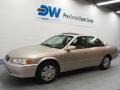 2000 Cashmere Beige Metallic Toyota Camry LE  photo #2