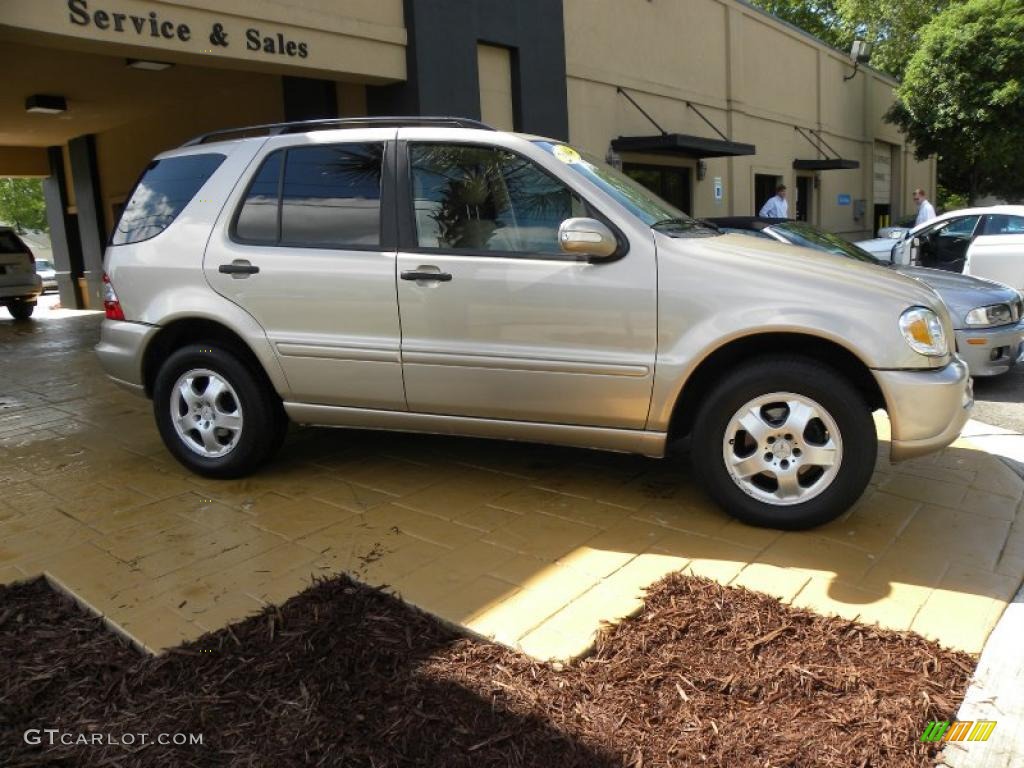 2004 ML 350 4Matic - Desert Silver Metallic / Java Beige photo #2