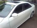Super White - Camry SE Photo No. 20