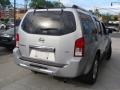 Silver Lightning Metallic - Pathfinder LE 4x4 Photo No. 4