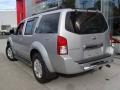 Silver Lightning Metallic - Pathfinder LE 4x4 Photo No. 6