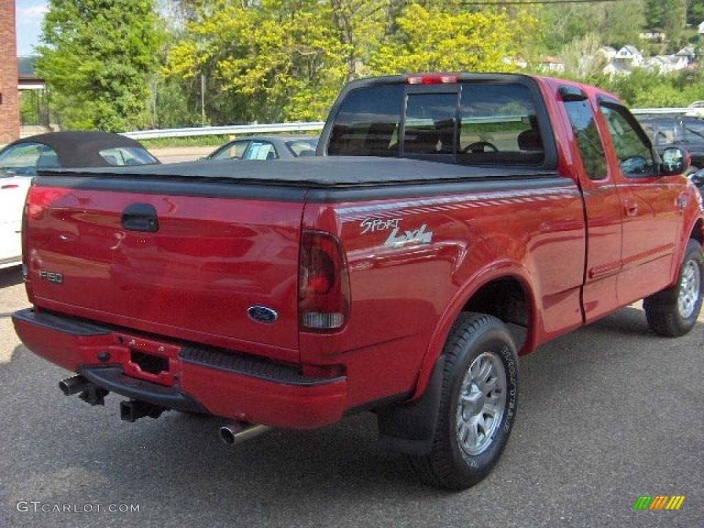 2003 F150 XLT Sport SuperCab 4x4 - Bright Red / Medium Graphite Grey photo #8