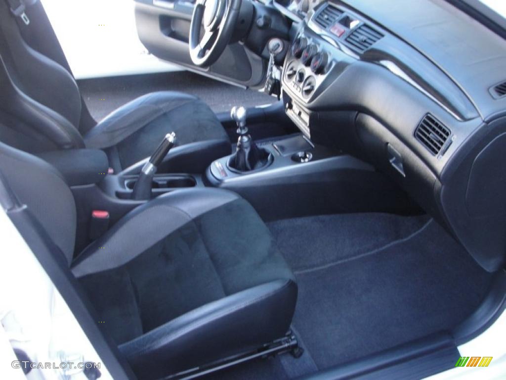 2006 Lancer Evolution IX MR - Wicked White / Black Alcantara photo #9