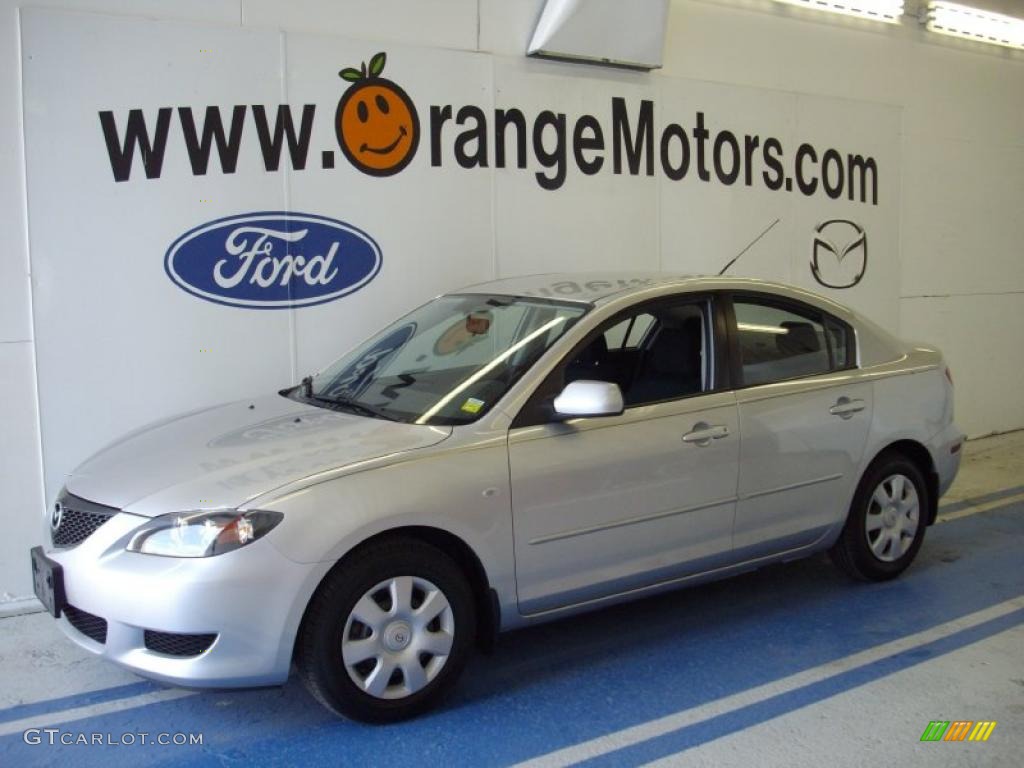 2006 MAZDA3 i Sedan - Sunlight Silver Metallic / Black photo #1