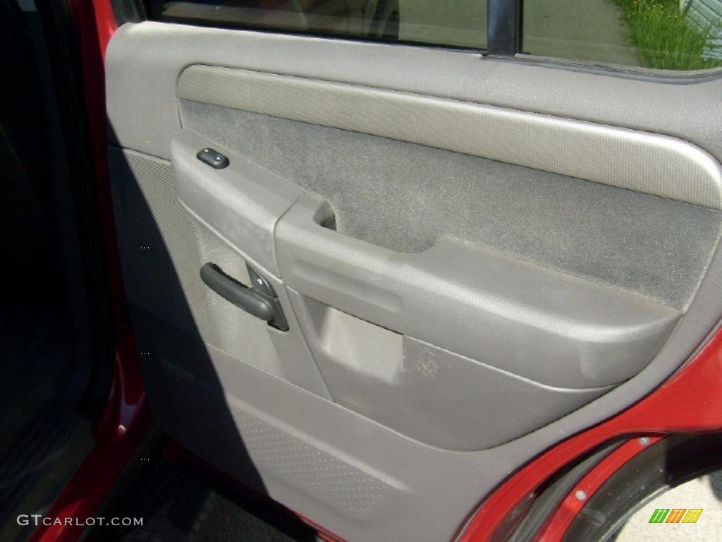 2003 Explorer XLT 4x4 - Redfire Metallic / Graphite Grey photo #19