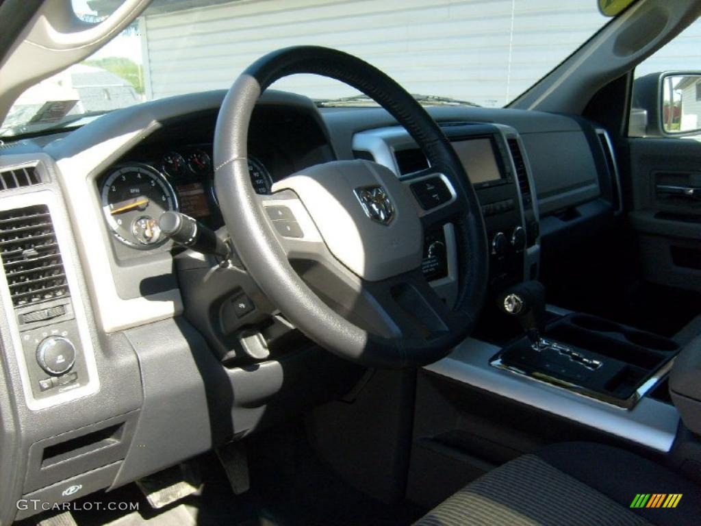 2010 Ram 1500 TRX4 Quad Cab 4x4 - Bright Silver Metallic / Dark Slate/Medium Graystone photo #10