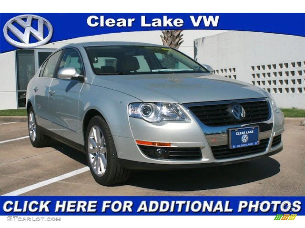 White Gold Metallic Volkswagen Passat