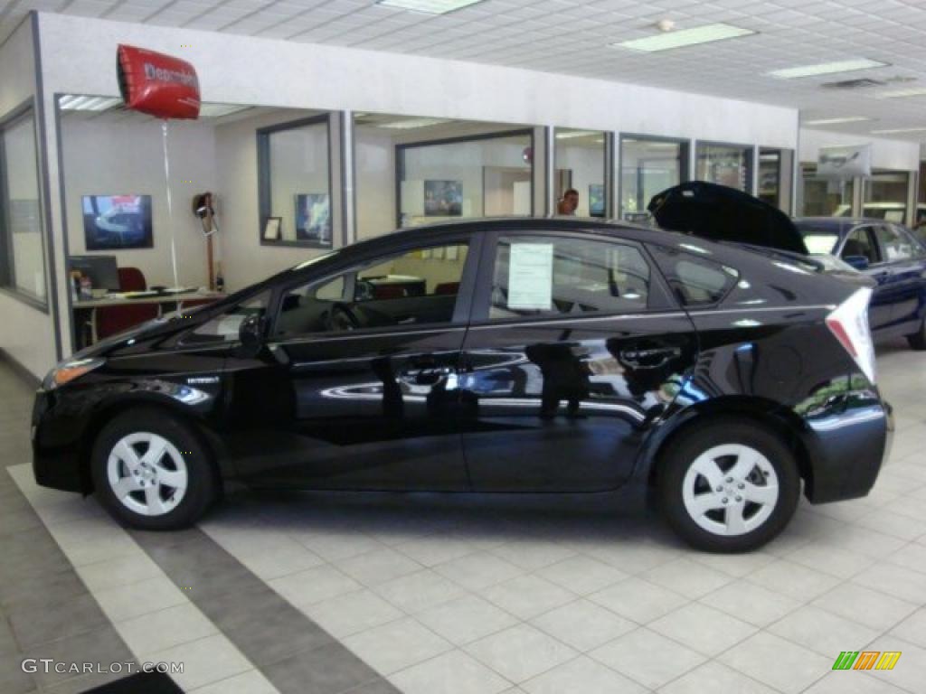2010 Prius Hybrid IV - Black / Dark Gray photo #1