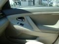 Super White - Camry LE Photo No. 17
