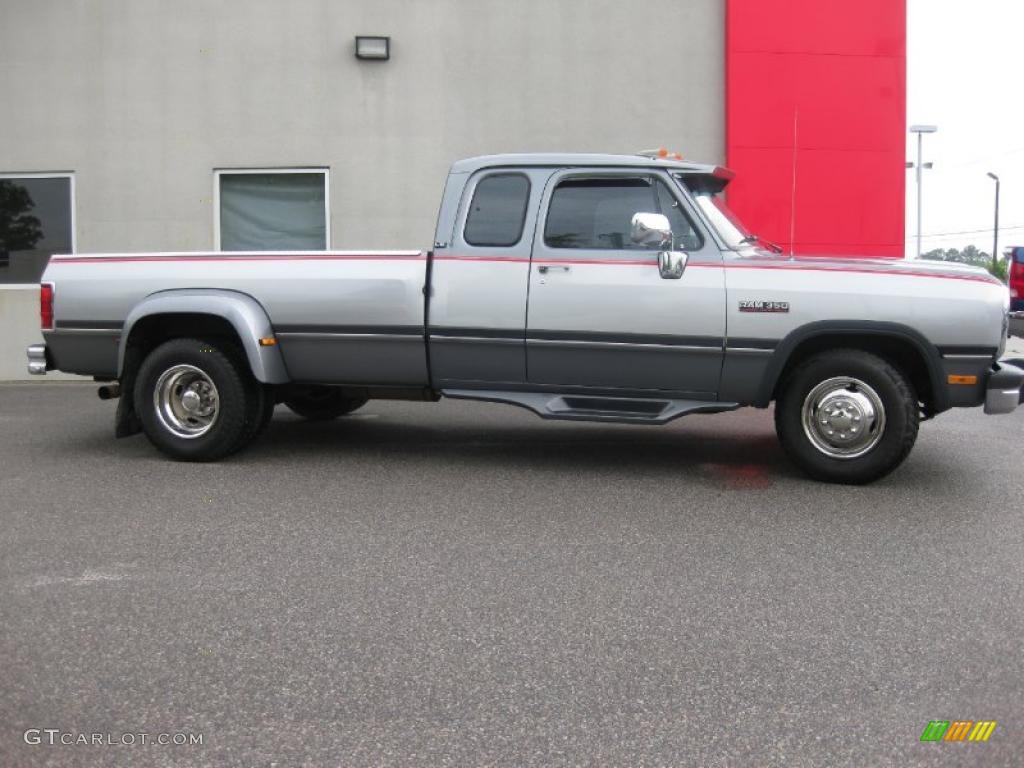 1993 Ram Truck D350 Extended Cab Dually - Dark Silver Metallic / Red photo #3