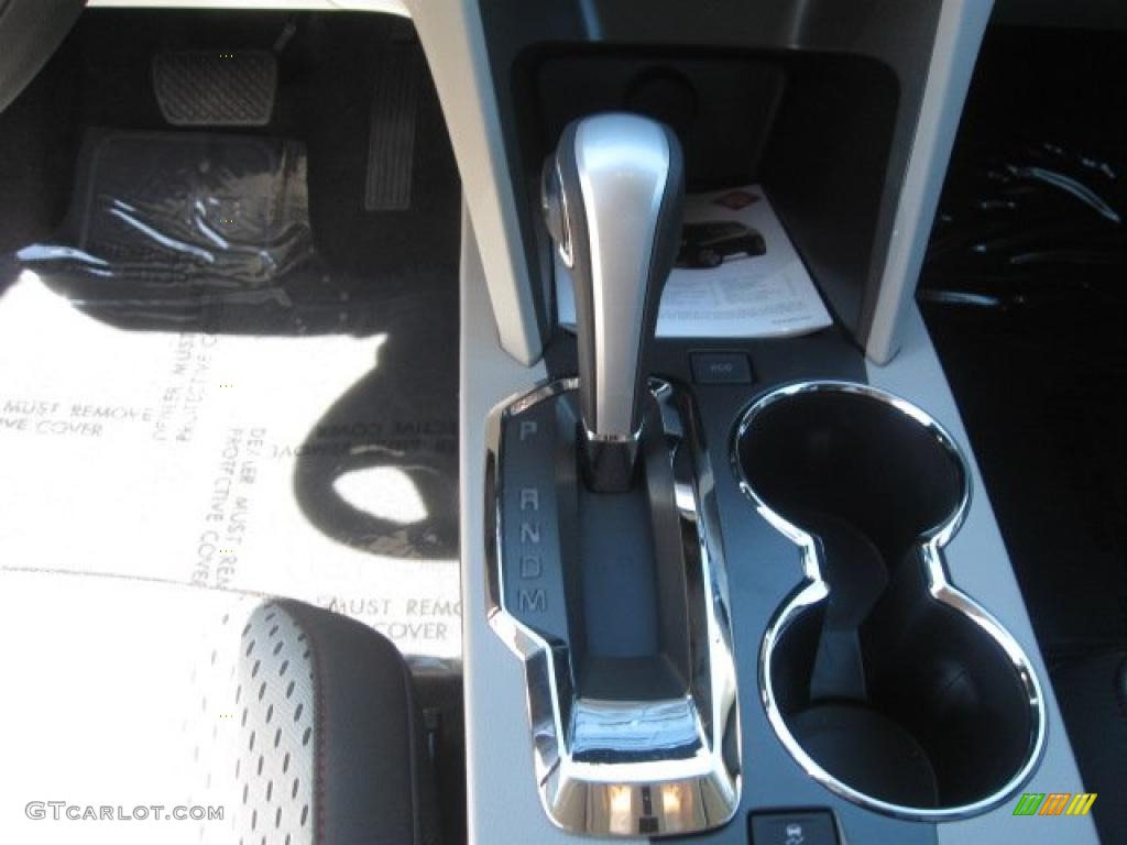 2010 Terrain SLE - Quicksilver Metallic / Light Titanium photo #9