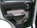 2008 Bright Silver Metallic Dodge Nitro SLT 4x4  photo #26