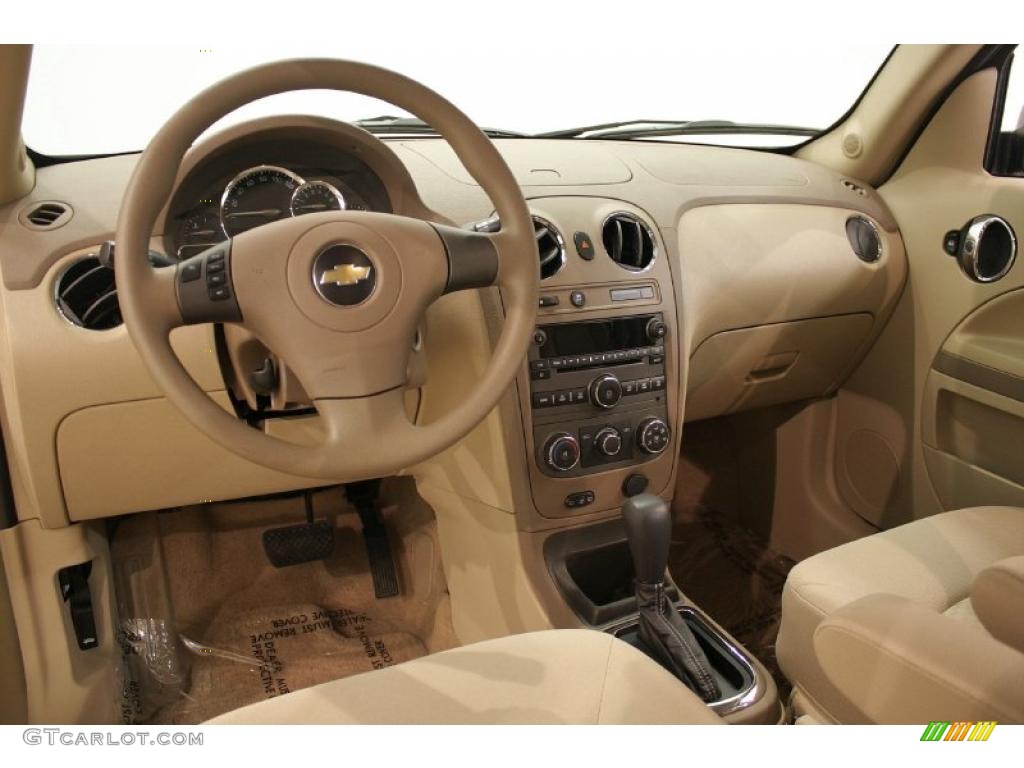 2009 HHR LS - Gold Mist Metallic / Cashmere photo #11