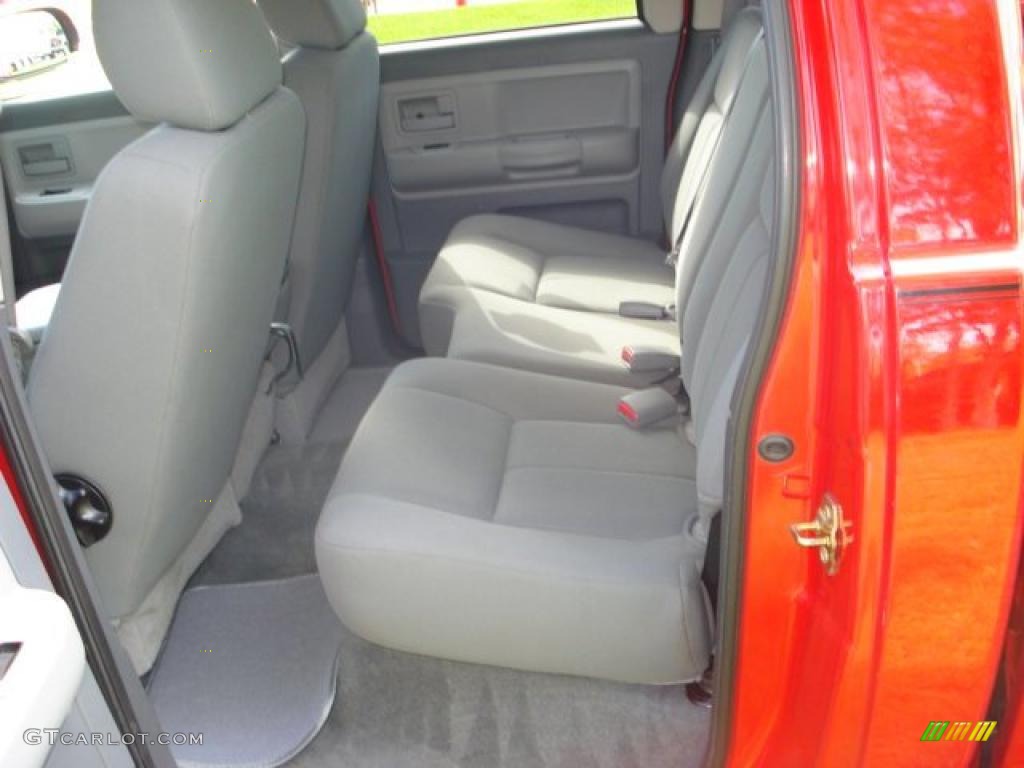 2006 Dakota SLT Quad Cab 4x4 - Flame Red / Medium Slate Gray photo #19